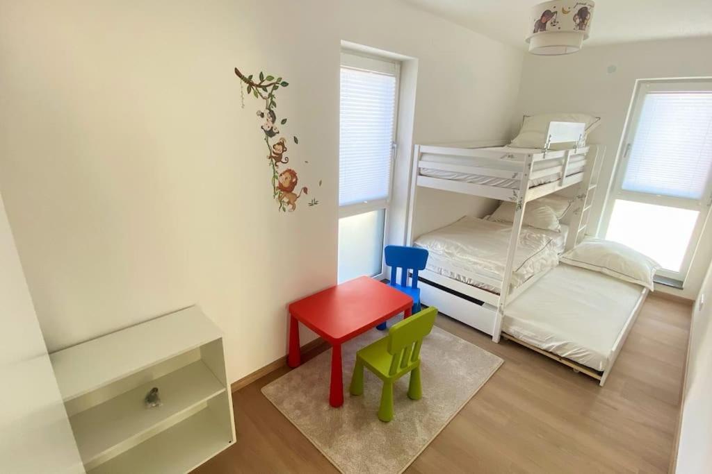 Strahlende Erdgeschoss-Wohnung Im Neubau Naehe Legoland 이헨하우젠 외부 사진